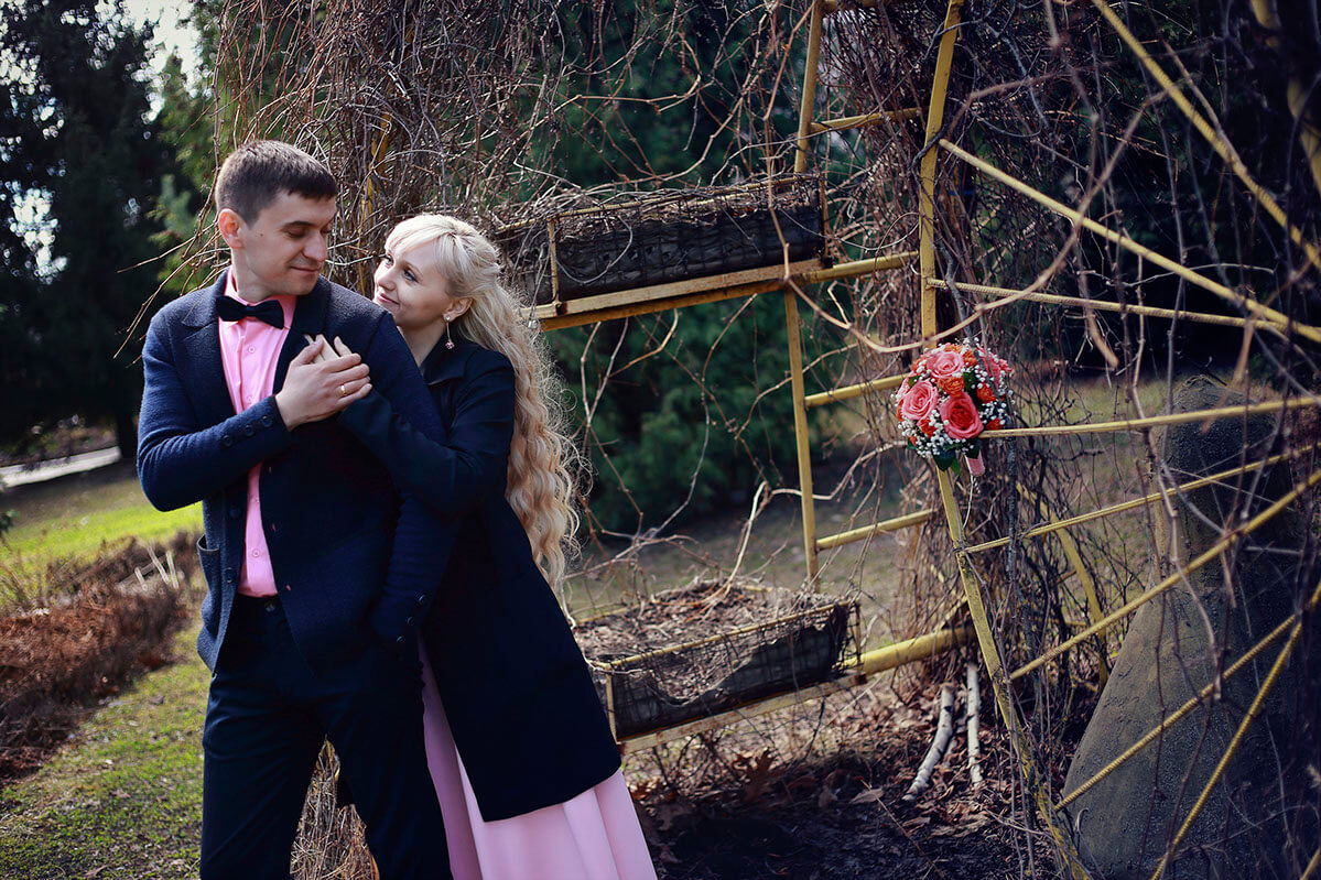 Студия Лидер. Свадебная фотосъёмка. Фотограф на свадьбу. Свадебное фото - прогулка. Студия Лидер. Свадебный фотограф Елена Вильчик.