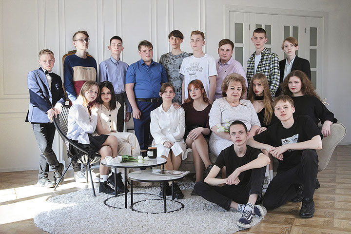 Студия Лидер. Фотосъёмка. Фотосессия. Портретное фото. Фотография в студии.